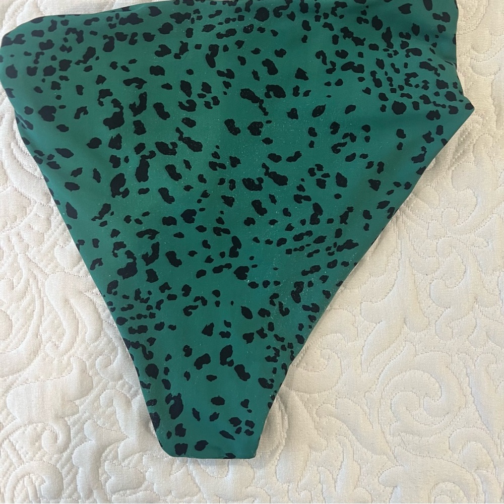 Skatie Green One-Piece Swimsuit - Picture 7 of 11